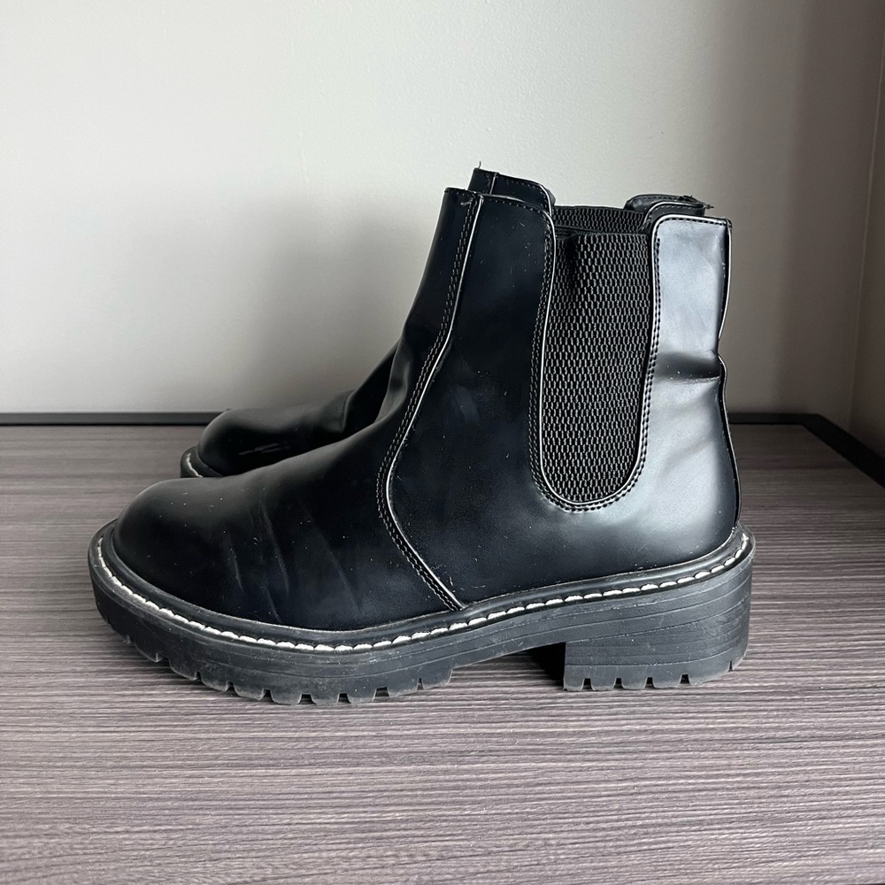 Black boots